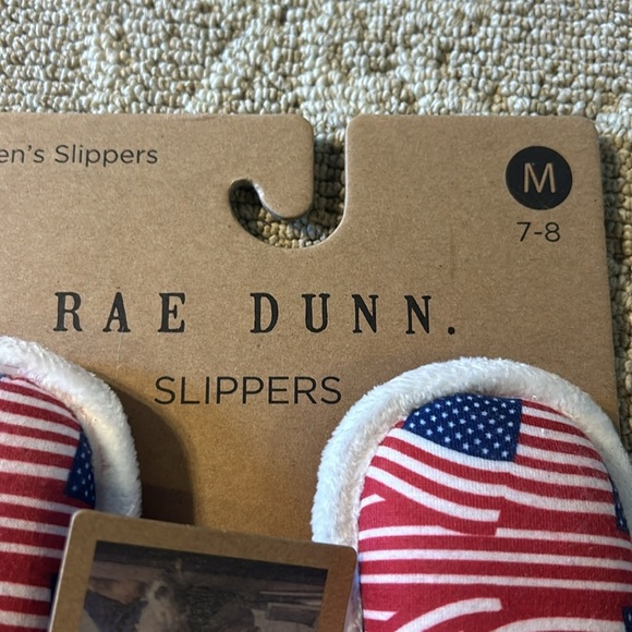 Rae Dunn USA slippers/slides women’s size 7-8 NWT - Picture 4 of 5